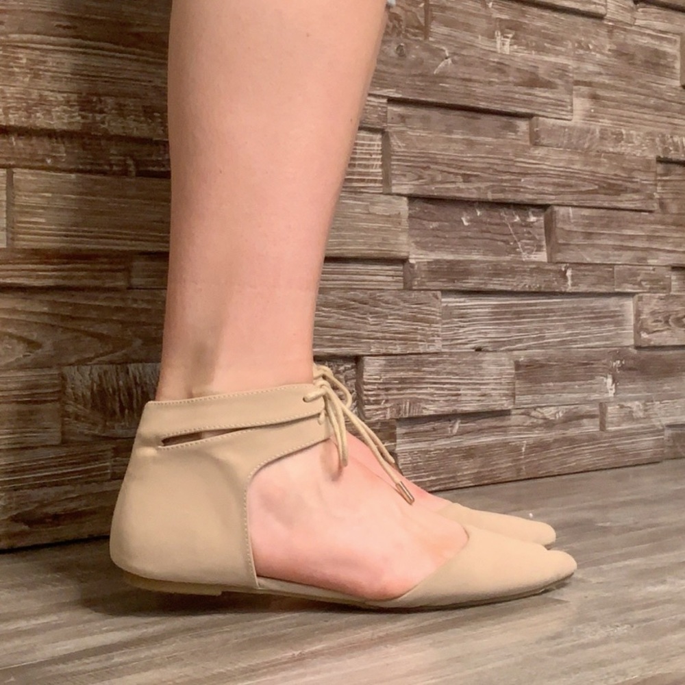Bamboo lace up flats